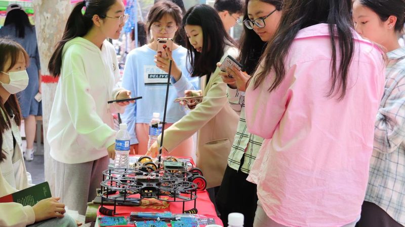 企业OA办公软件定制开发的趋势与选择要点
